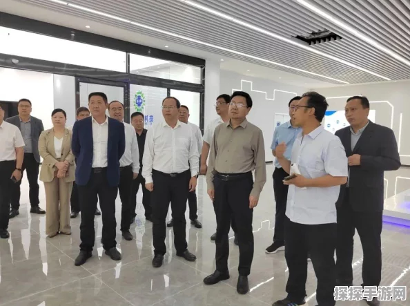 手游资讯，实况足球官服与渠道服全面对比解析