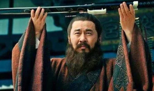 三国志战略版深度解析，许攸是否为核心角色？