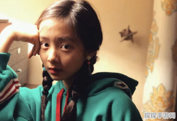 手游资讯，迷你世界钢琴弹奏技巧揭秘——如何演绎电摇小子的音乐