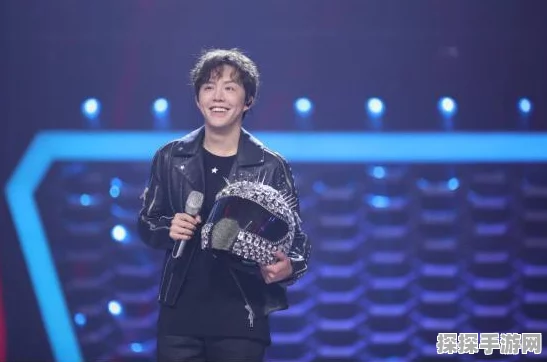 手游资讯，迷你世界钢琴弹奏技巧揭秘——如何演绎电摇小子的音乐