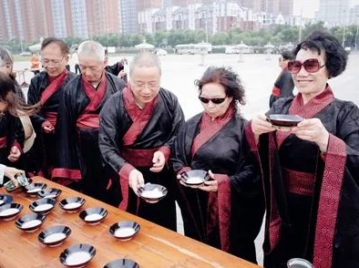 完美世界手游解锁新境界，荣耀之旅探索不息