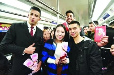 手游资讯，探索荧无小内心的浪漫爱情之旅新版本发布