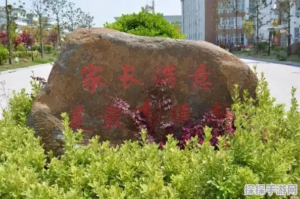 手游资讯，探索地下城堡3，魂之诗启明镇废弃实验室的隐秘通道