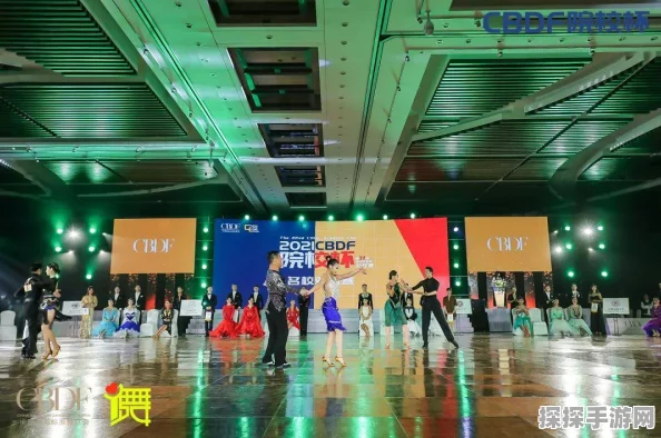 机动都市阿尔法×迷宫标记者联动启动，胜利之路的神秘指引全面揭秘