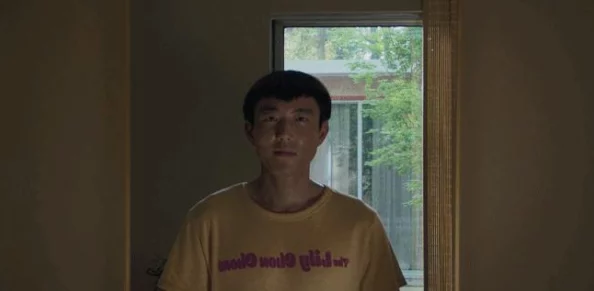 完美世界手游种族选择全面解析，新版本更新带来全新游戏体验