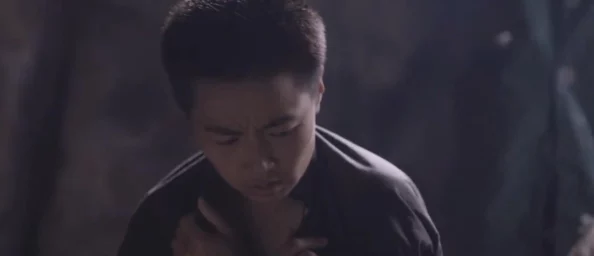迷你世界新版本揭秘，深入地下探寻黄金宝藏