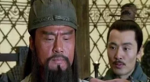 王者荣耀超强爆发射手刘备深度攻略，技能、出装与实战玩法全解析