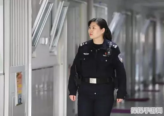 CF手游玻璃监狱地图高效战术布局与优选武器搭配深度解析